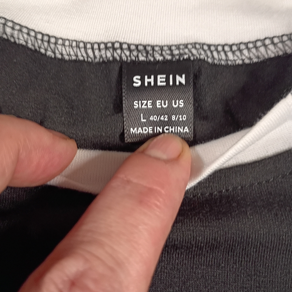 SHEIN Black and White T-Shirt - Picture 5 of 8